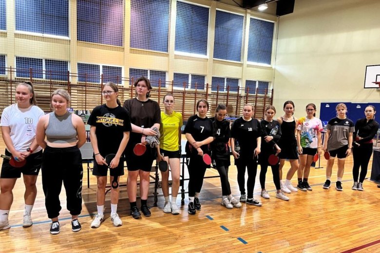 Zawody w tenisa stołowego